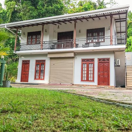 Villa Girilena Hikkaduwa Ngoại thất bức ảnh