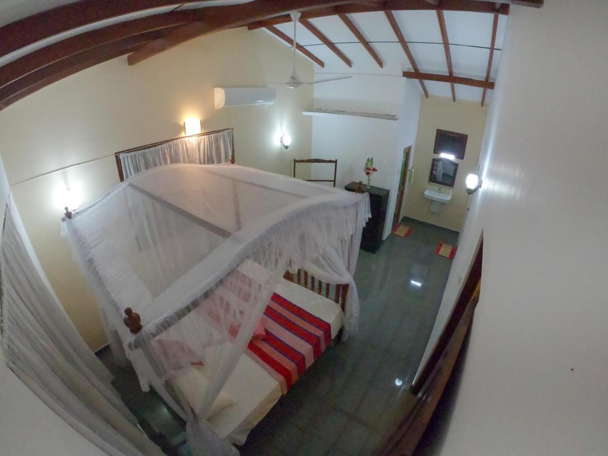 Villa Girilena Hikkaduwa Ngoại thất bức ảnh
