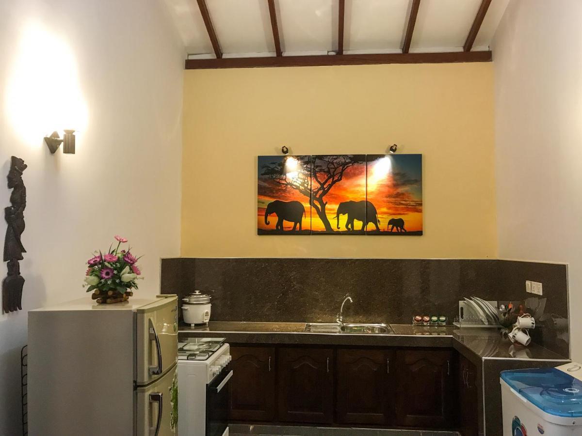 Villa Girilena Hikkaduwa Ngoại thất bức ảnh