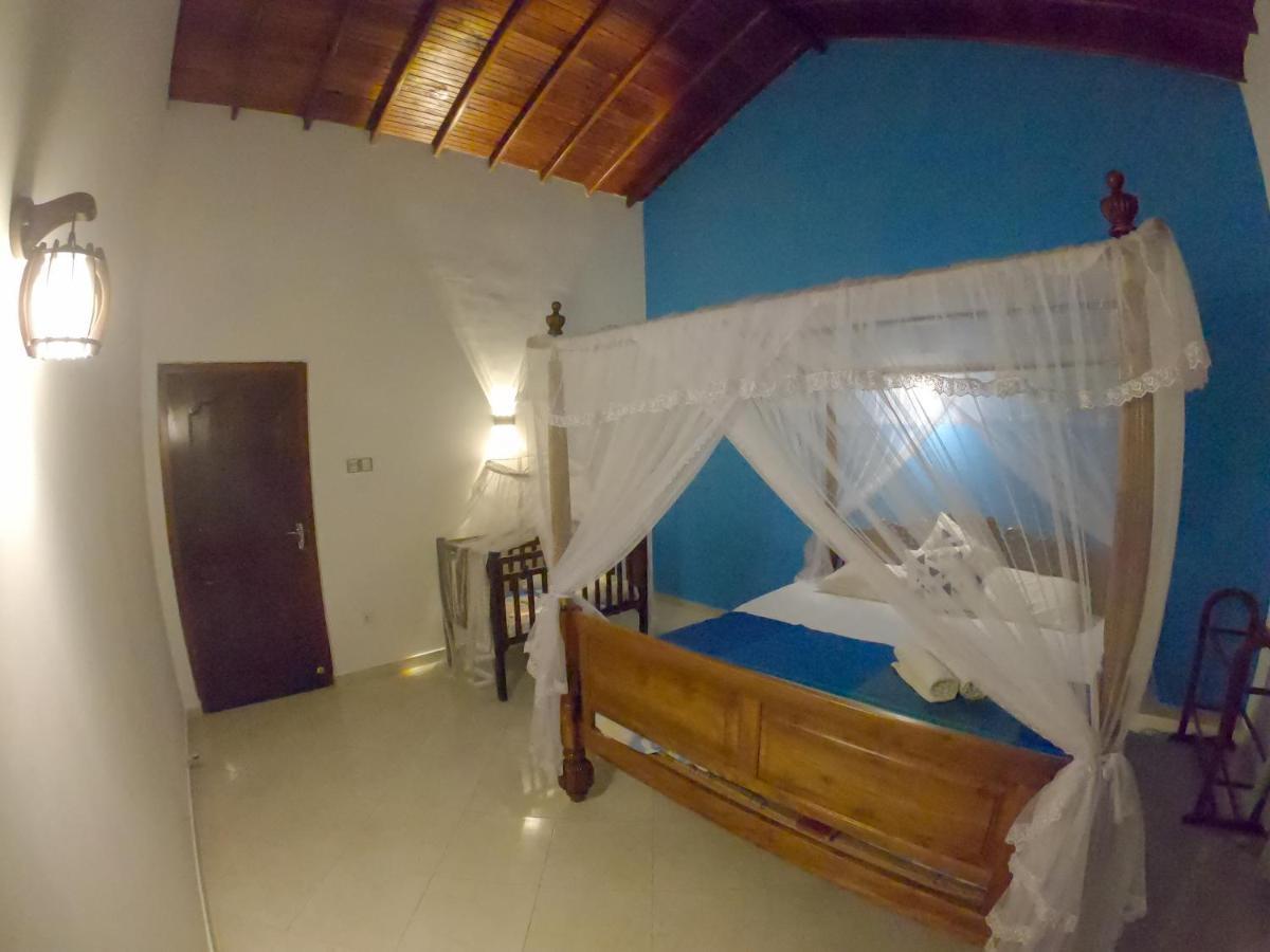 Villa Girilena Hikkaduwa Ngoại thất bức ảnh