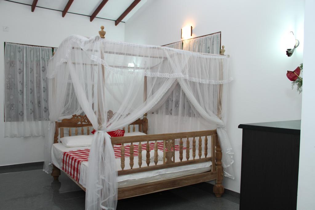 Villa Girilena Hikkaduwa Ngoại thất bức ảnh
