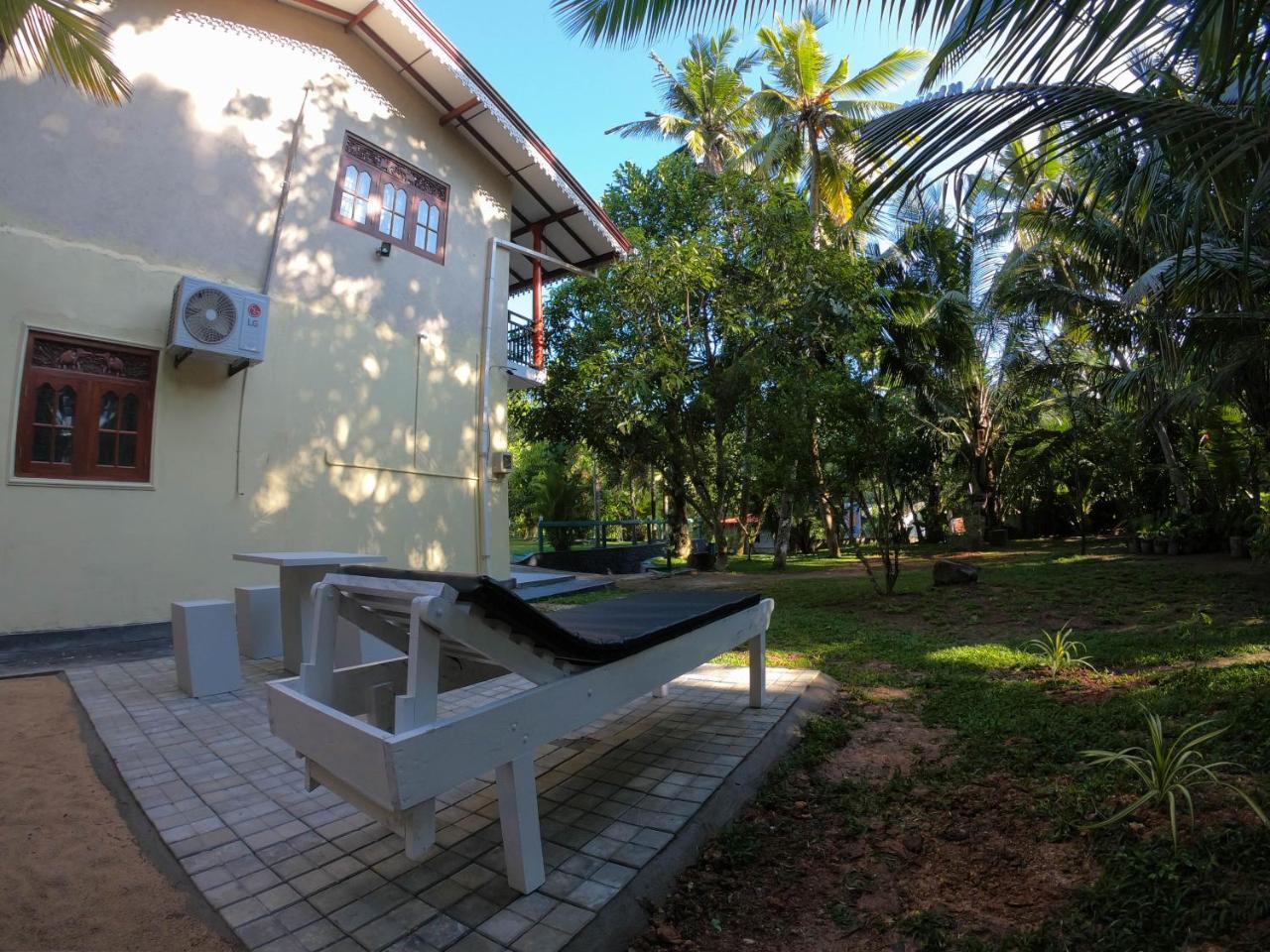Villa Girilena Hikkaduwa Ngoại thất bức ảnh