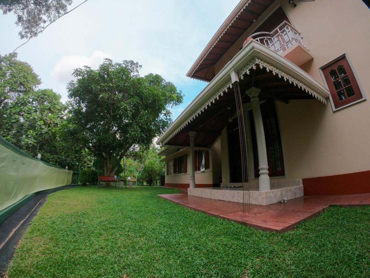 Villa Girilena Hikkaduwa Ngoại thất bức ảnh