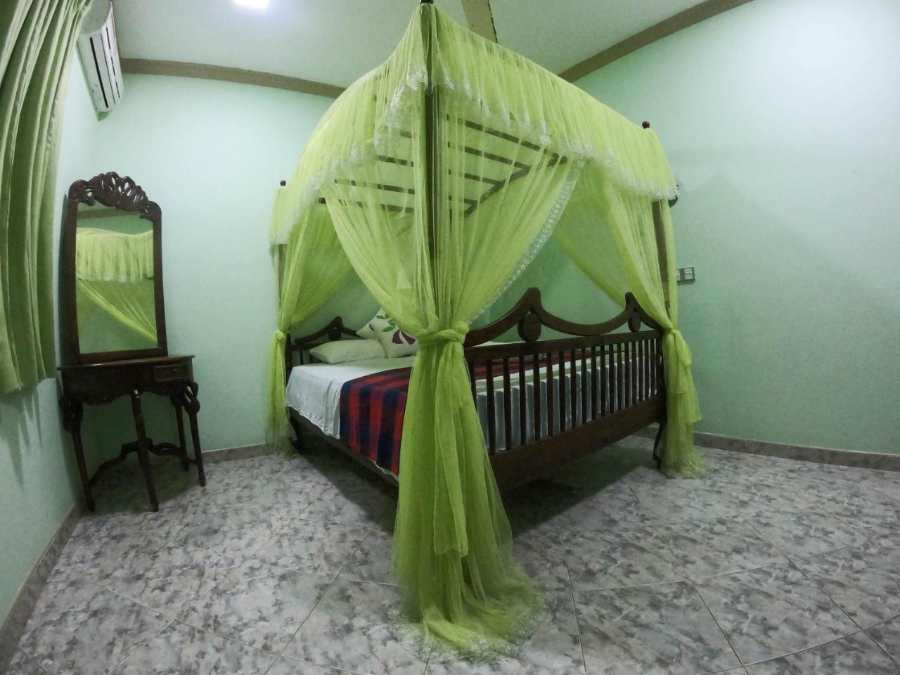 Villa Girilena Hikkaduwa Ngoại thất bức ảnh