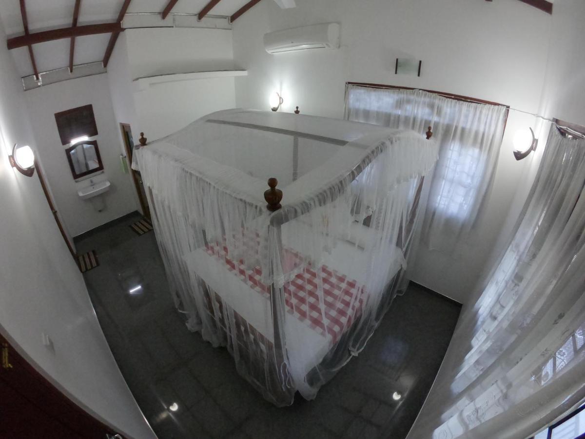 Villa Girilena Hikkaduwa Ngoại thất bức ảnh