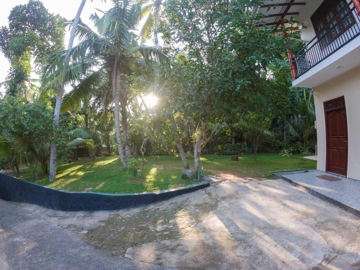 Villa Girilena Hikkaduwa Ngoại thất bức ảnh