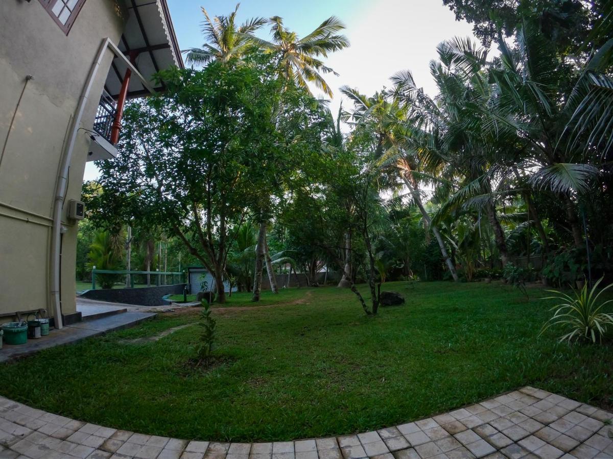 Villa Girilena Hikkaduwa Ngoại thất bức ảnh